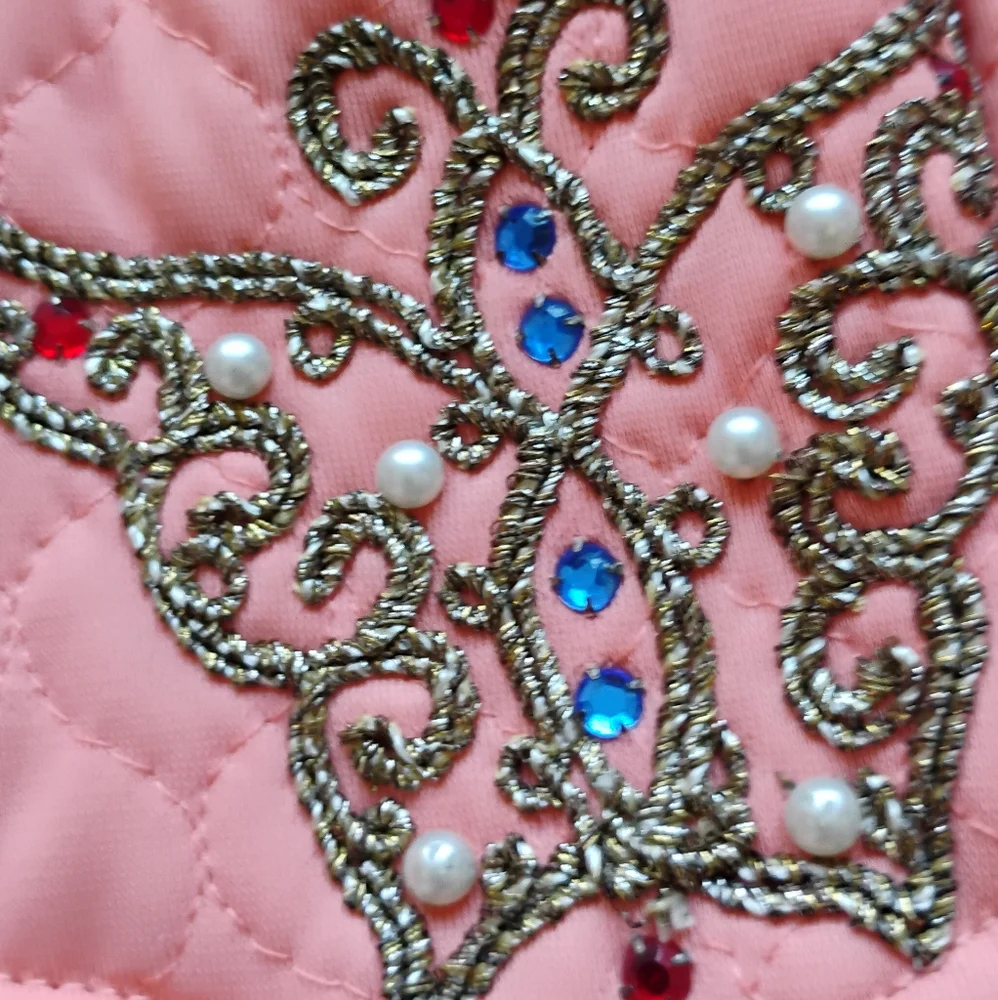 Gorgeous 40's Quilted Coral Jacket Size M/L. - Picture 12 of 12